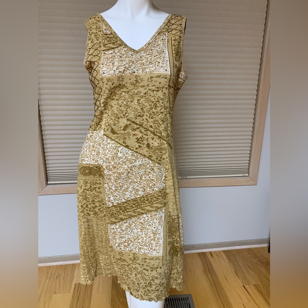 Nikky Mosaic dress with sequin and beaded patch patterns. Size M.